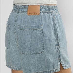 Aritzia Denim Forum '90s So-Soft Lo-Rise Denim Shorts